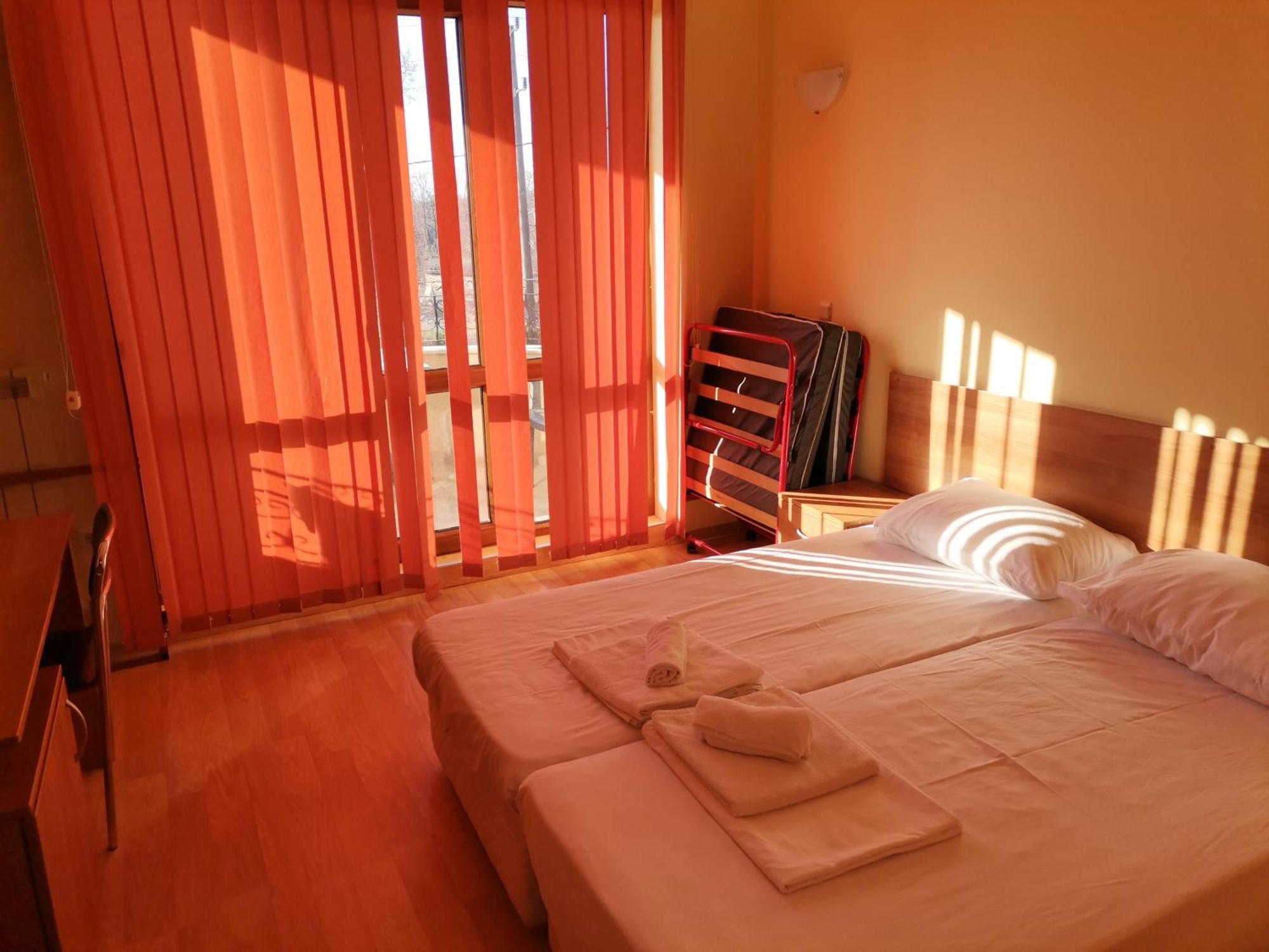 Villa B&B Warna Exterior foto