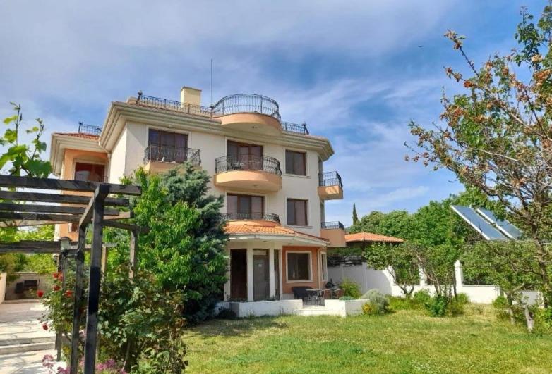 Villa B&B Warna Exterior foto